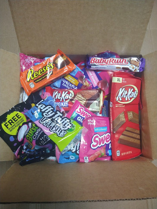 75 Item Candy & Chocolate Variety Mix Bargain Box | Close Dated