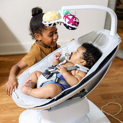 MamaRoo® Multi-Motion Baby Swing™ Chair With Natural Motion | Grey Classic